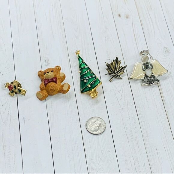 Brooch Bundle Lot  - Picture 1 of 8